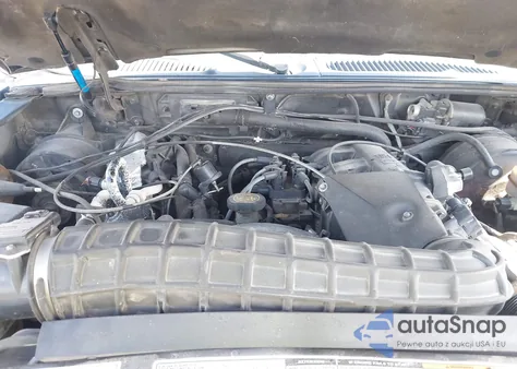 2000 Ford Explorer Xls from USA, damaged, VIN 1FMZU62X7YUB23934